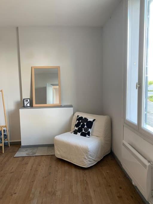 Apartament Jolie Medocaine Avec Jardin Saint-Estèphe Zewnętrze zdjęcie